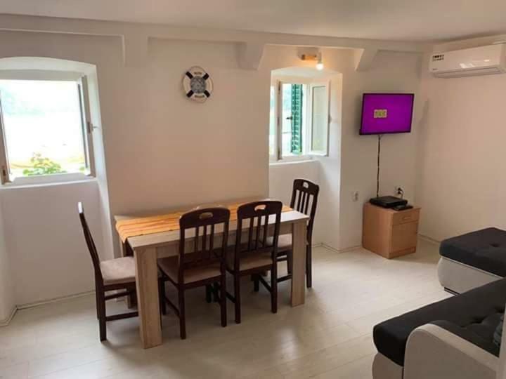 Apartments Dabovic Kotor Exterior foto